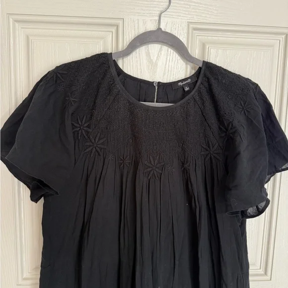 Madewell embroidered smocked midi dress - Picture 3 of 5